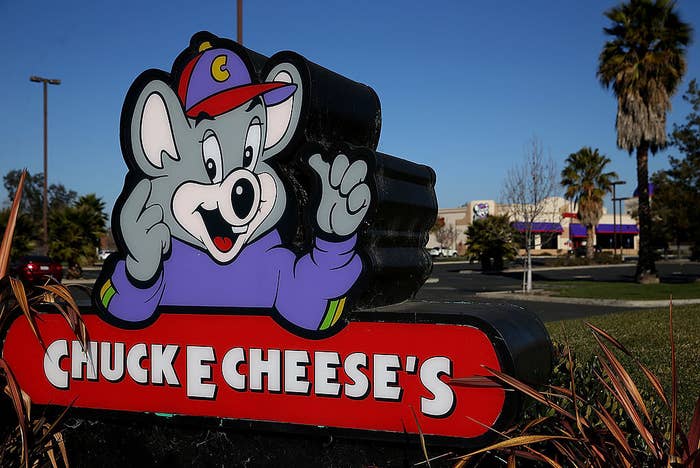 Photo of the outside of a Chuck E. Cheese's