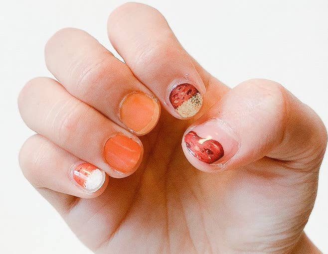 見てるだけでお腹すく カレーライス デザインのネイルシールがヤバい 見てるだけでお腹すく カレーライス デザインのネイルシールがヤバい