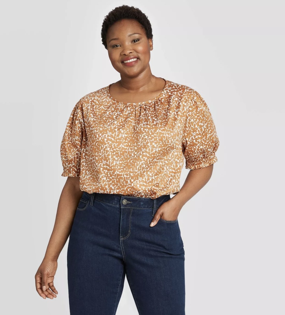 The silky short sleeve blouse with brown and white pattern 