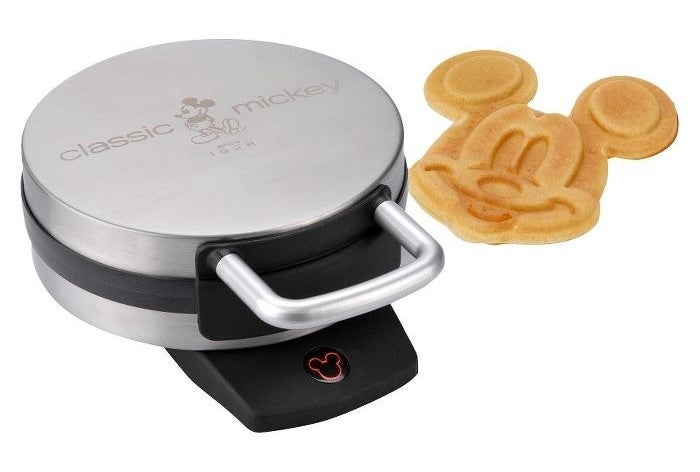 the silver waffle maker