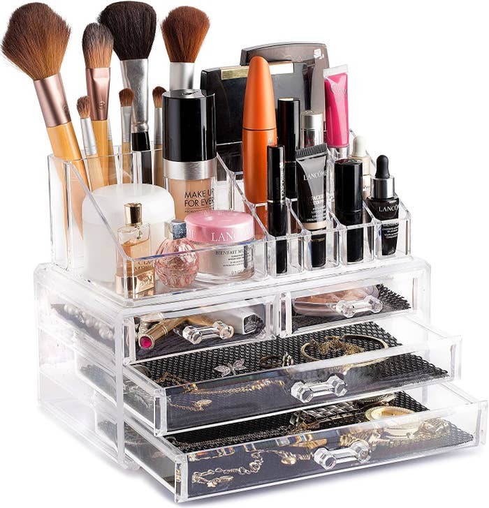 The organizer, holding makeup and jewelry