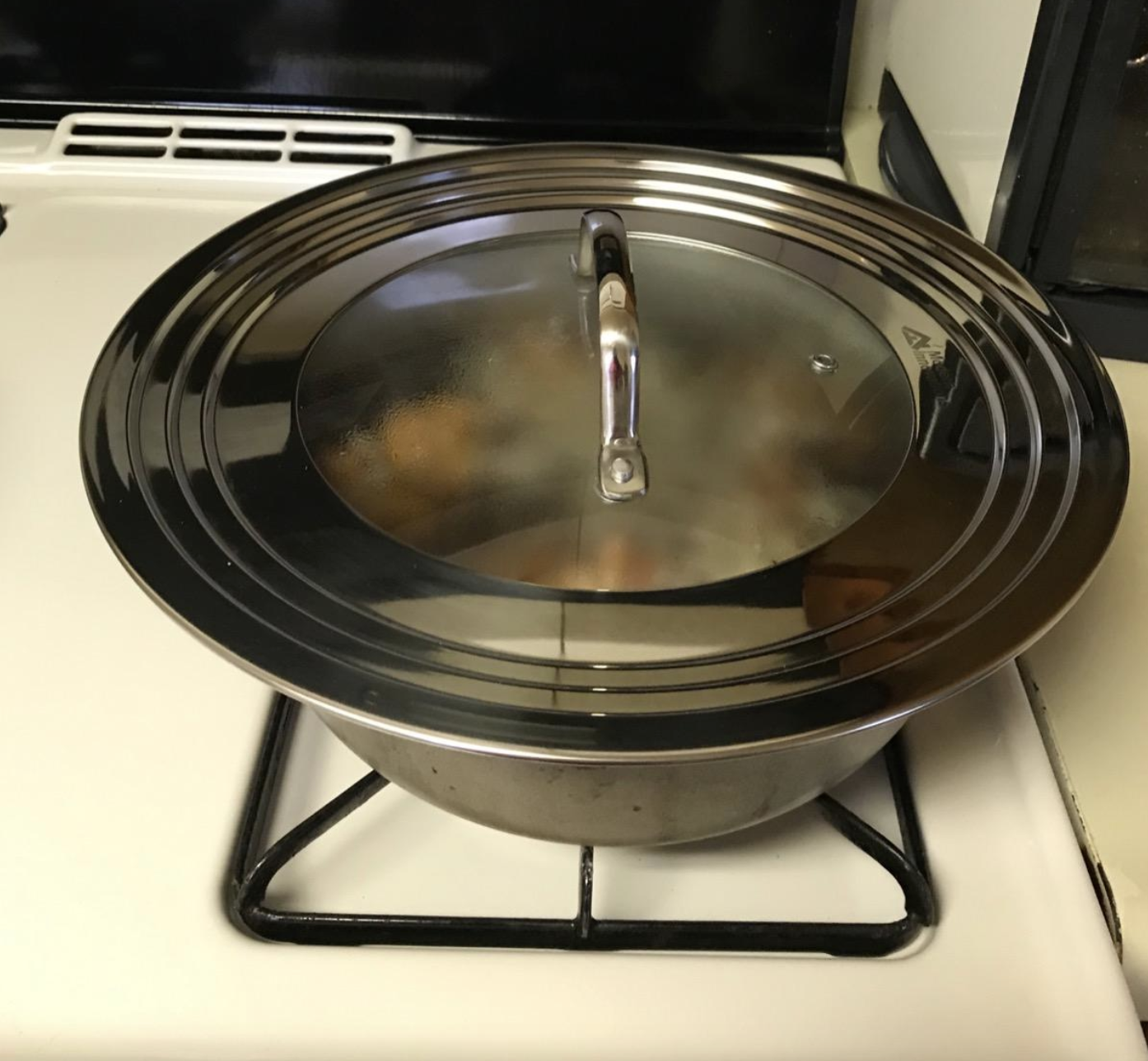 reviewer photo of the stainless steel lid