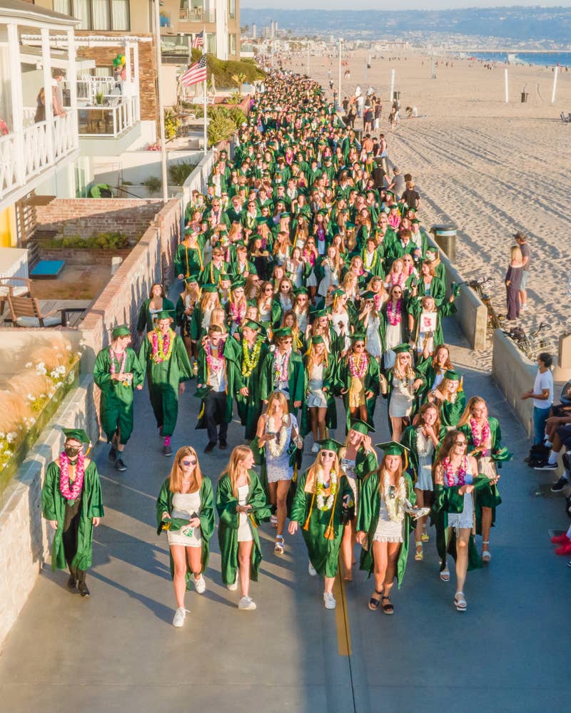 sub-buzz-2324-1592988302-8.jpg?downsize=