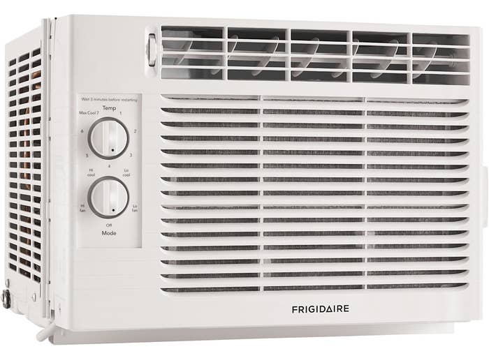 the window unit air conditioner