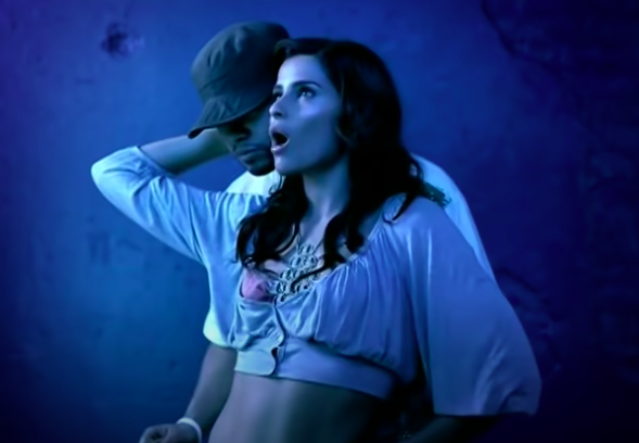 nelly furtado dancing in the video