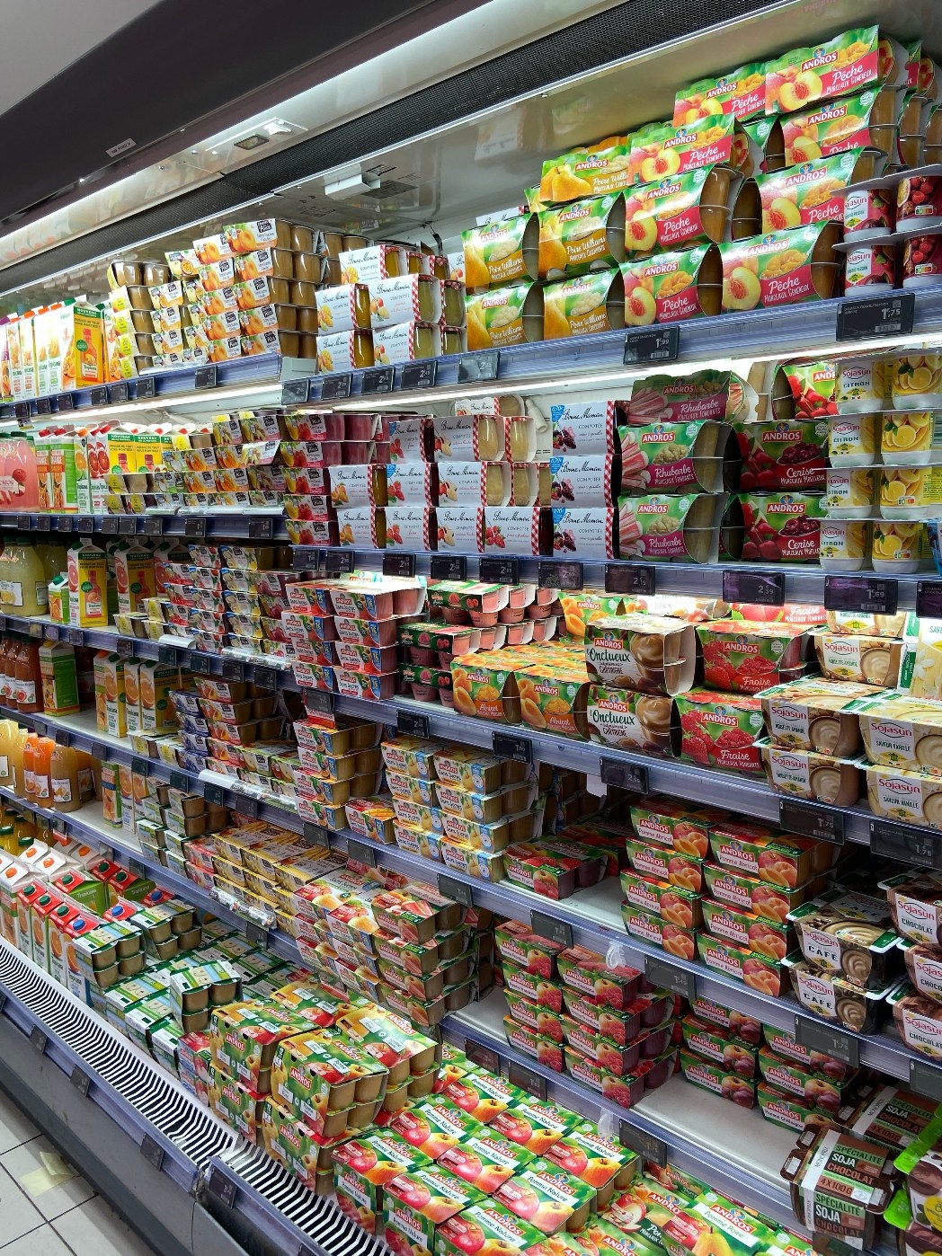 French supermarkets and grocery stores