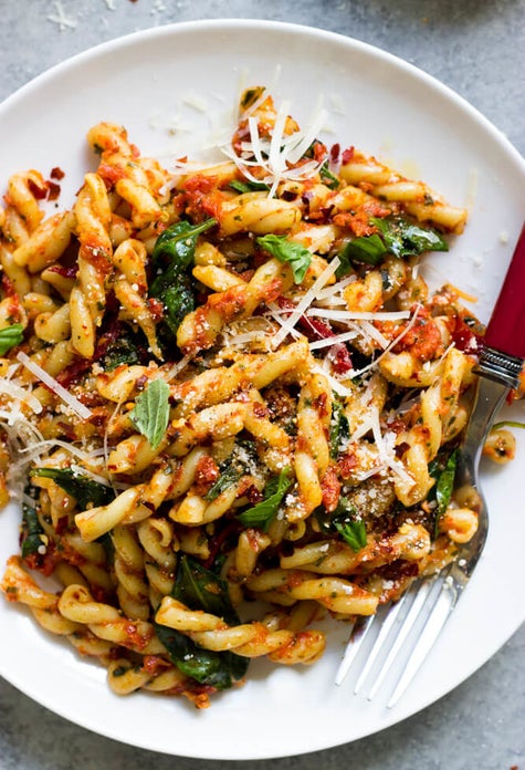 21 Low Effort Dinners You Can Make With Almost No Planning