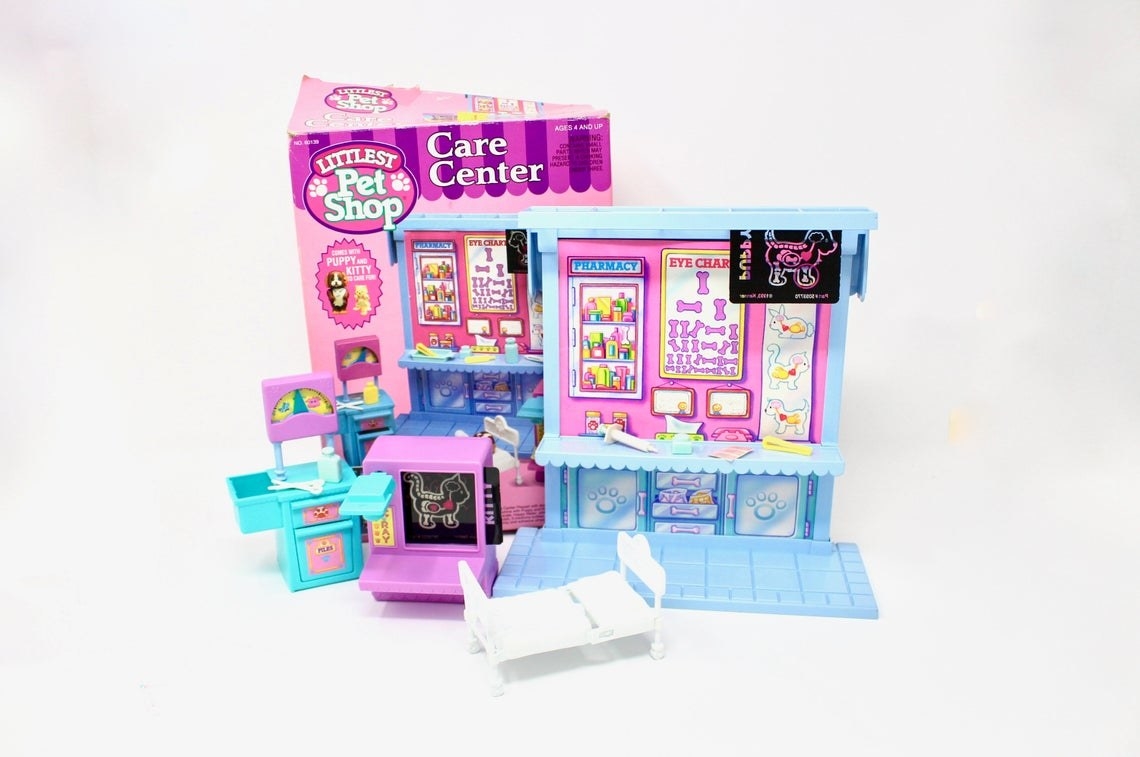 A shot of the Littlest Pet Shop veterinary play set