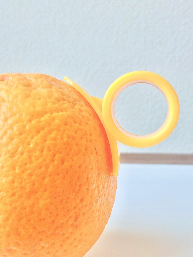 正直 ナメてました ダイソーの オレンジ皮むき器 がまるで魔法