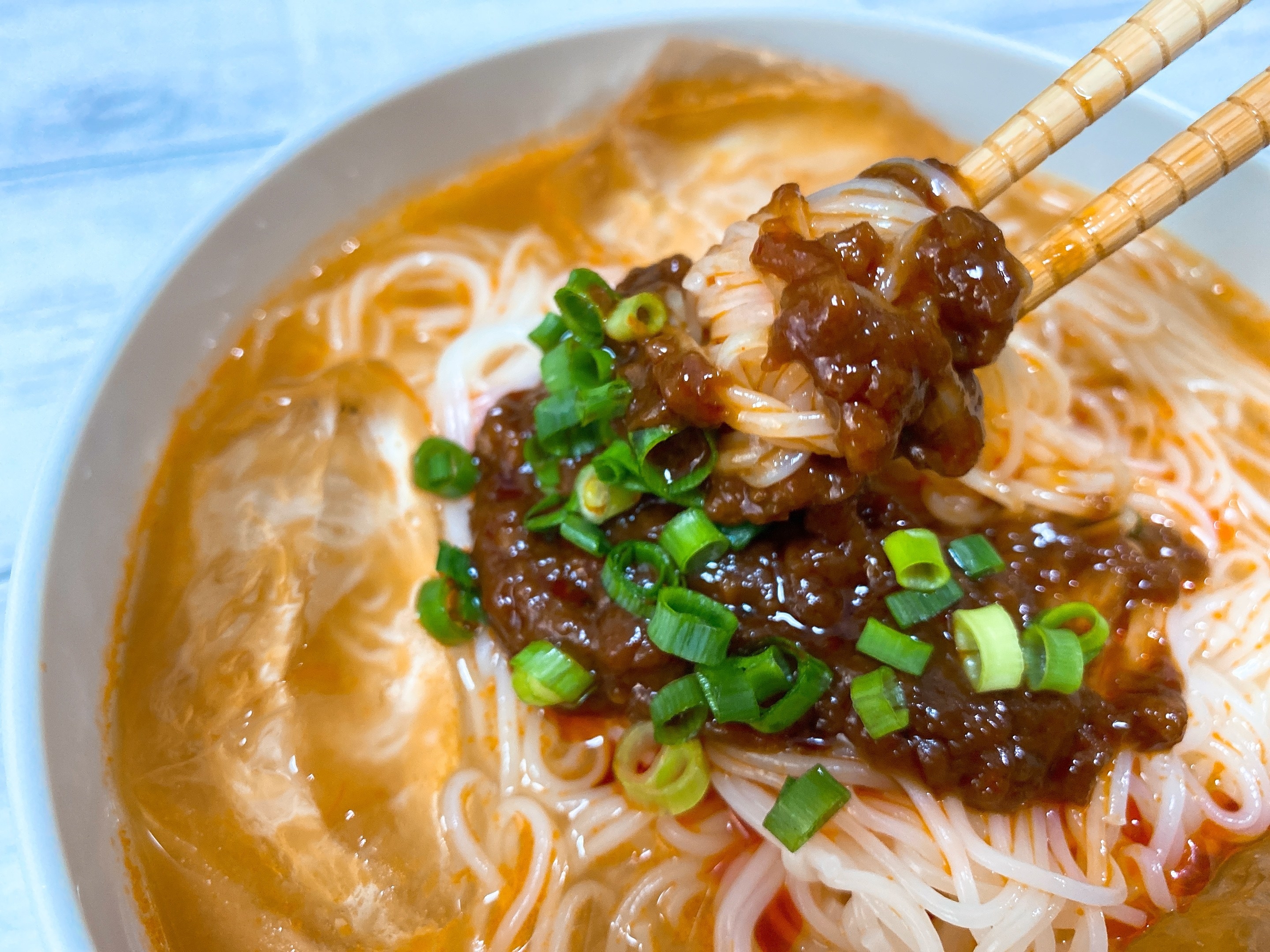 梅雨 夏は冷たい麺だろ 成城石井 長崎県島原産 寒製づくり手延べ素麺 がツルツルいけて最高です