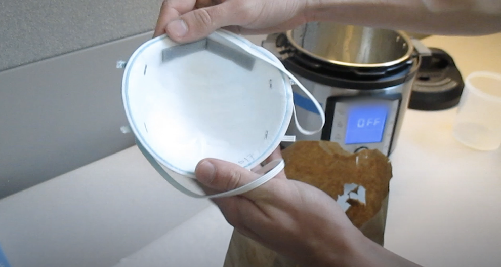 How To Clean N95 Masks In An Instant Pot (With Video)