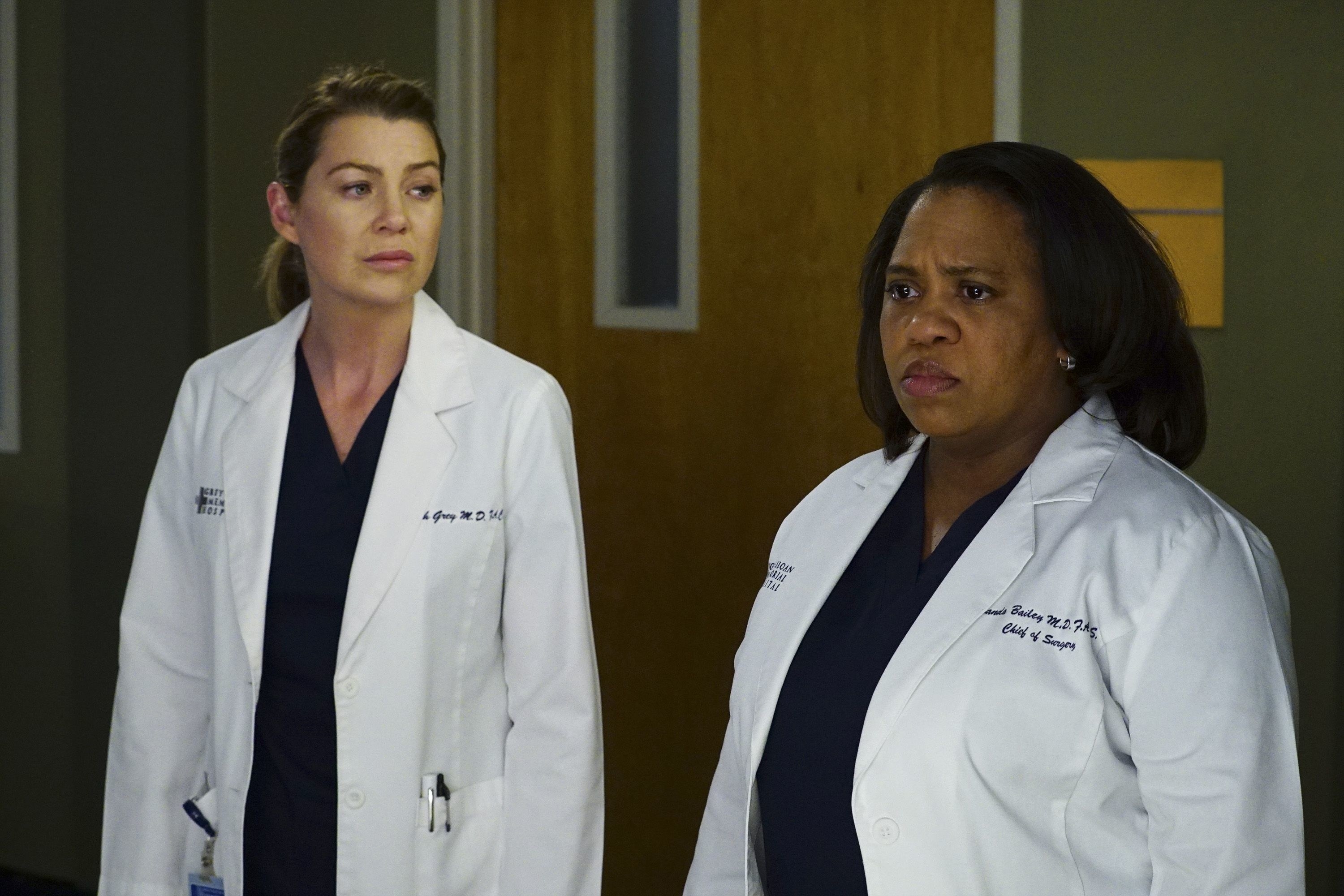 Ellen Pompeo and Chandra Wilson as Meredith and Bailey in Grey&#x27;s Anatomy