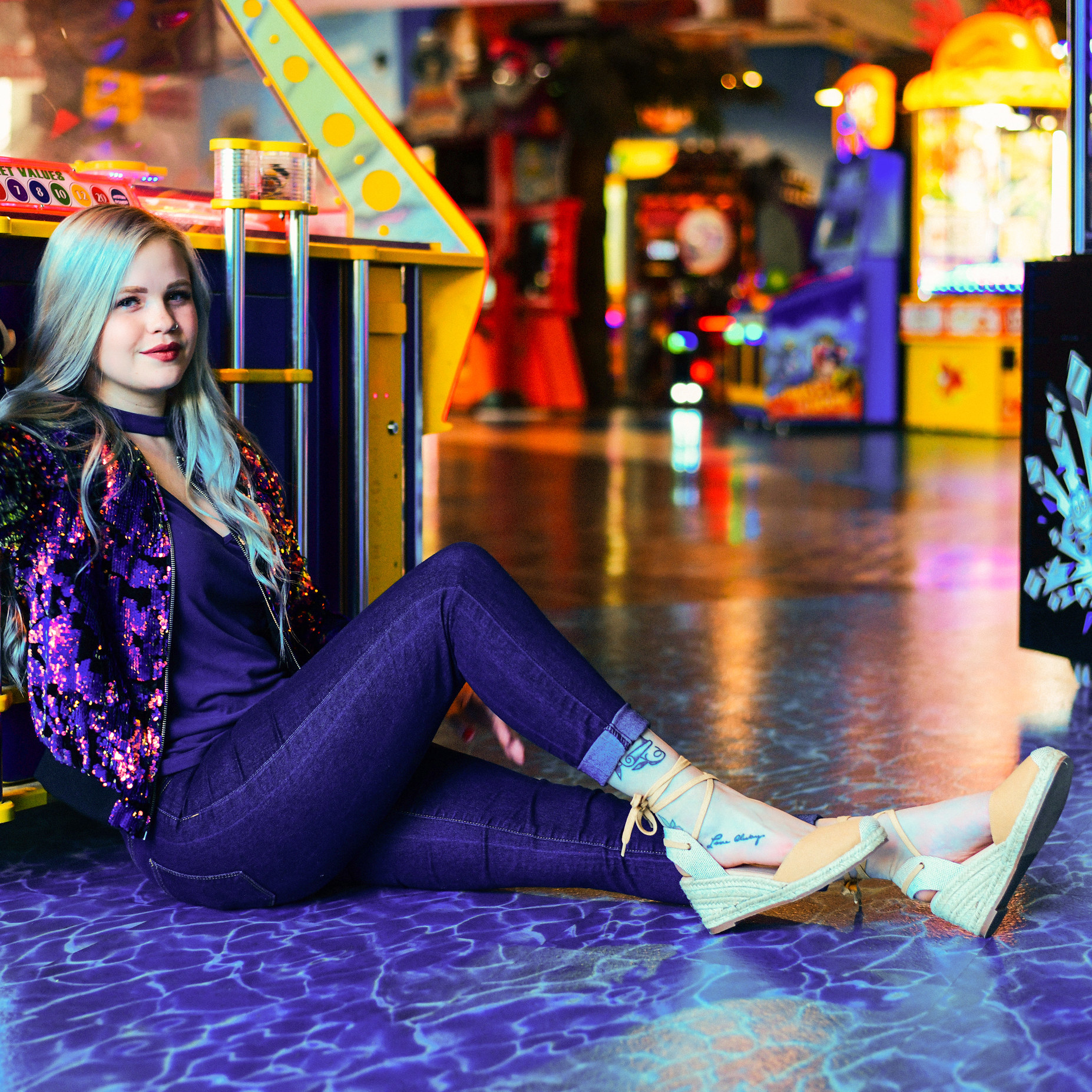 A model wearing tan-colored espadrilles