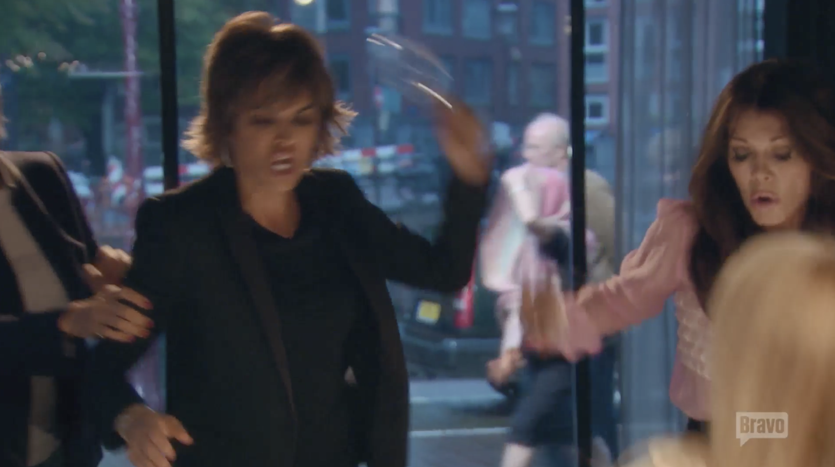 Lisa Rinna breaks a glass