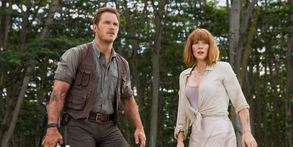 Bryce Dallas Howard and Chris Pratt in Jurassic World