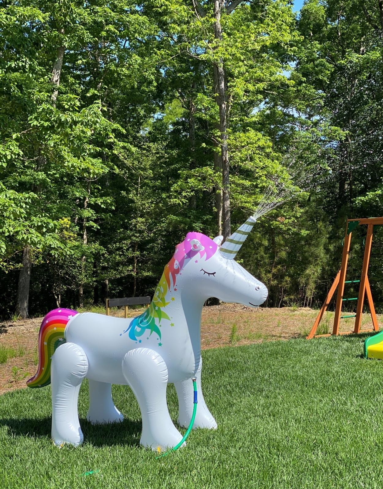 Unicorn Water Fun Sprinkler for Kids Dogs Inflatable B Splash Pad for Toddlers 
