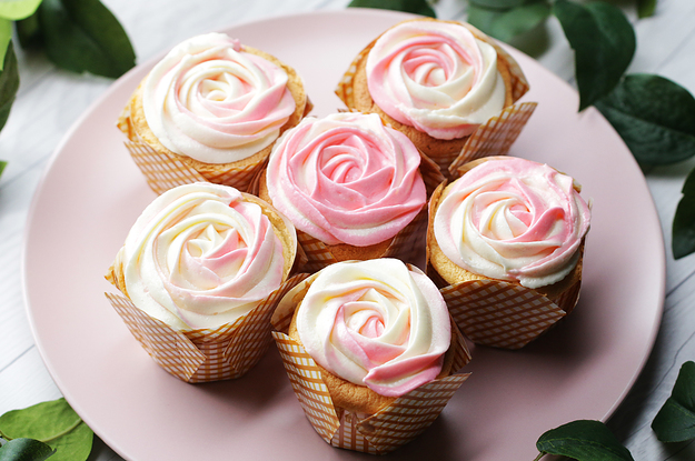 桃のレアチーズケーキ お花柄が可愛い