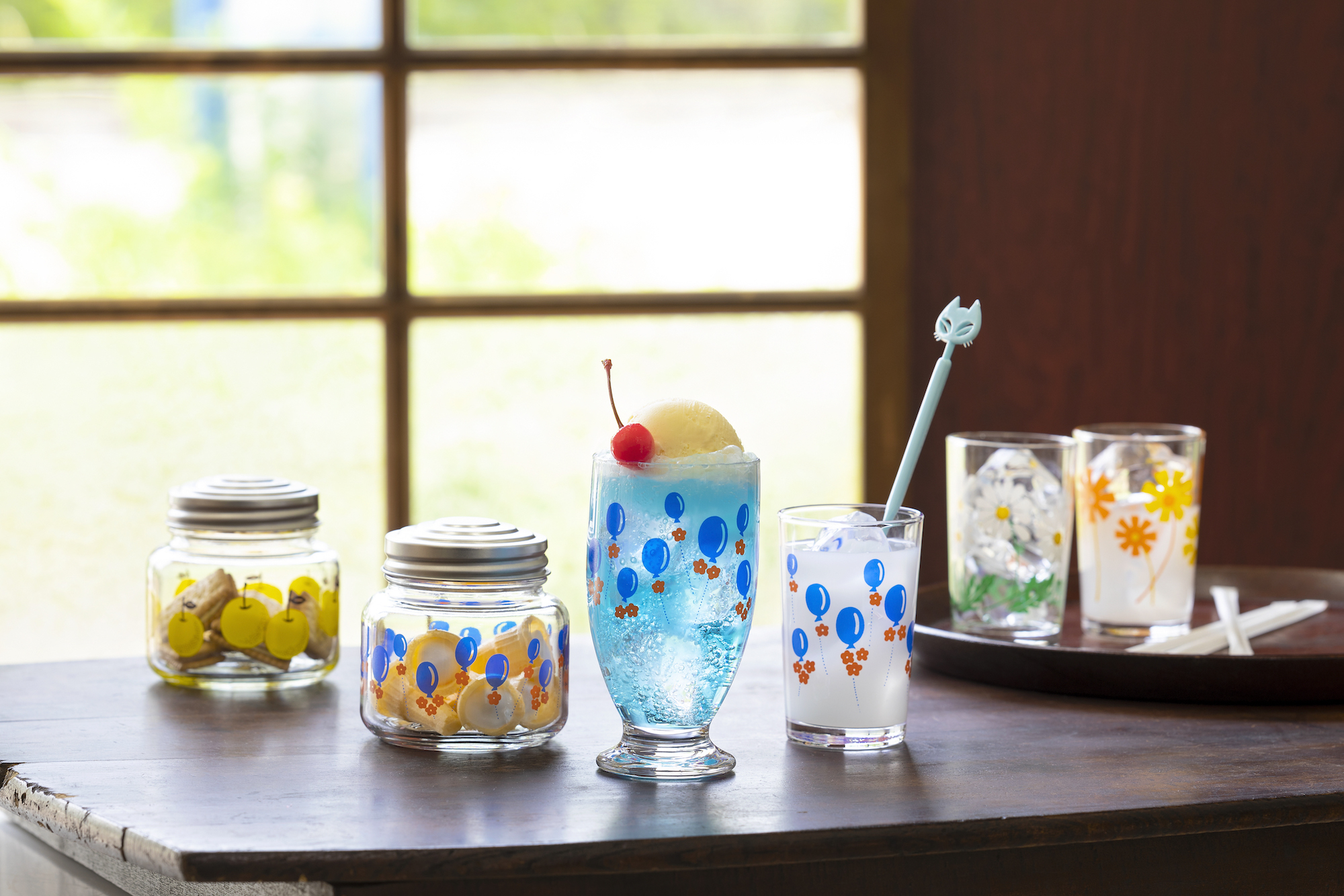 これが770円で買えるの…？昔ながらの「レトロ食器」がむっちゃかわいい