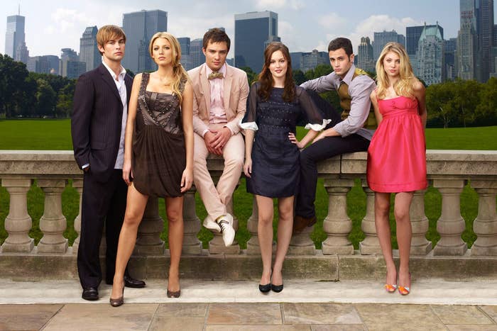 &quot;Gossip Girl&quot; characters against New York backdrop