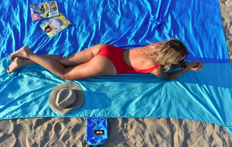 Best beach blanket hotsell 2020