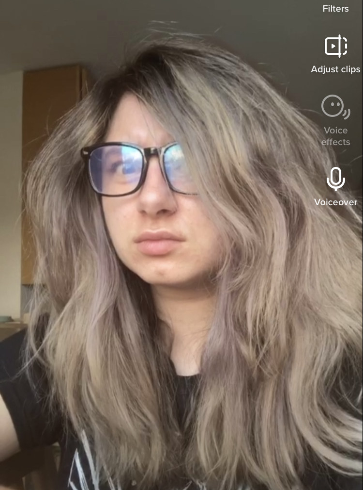This Tiktok Hair Dye Effect Let S You Try A New Look
