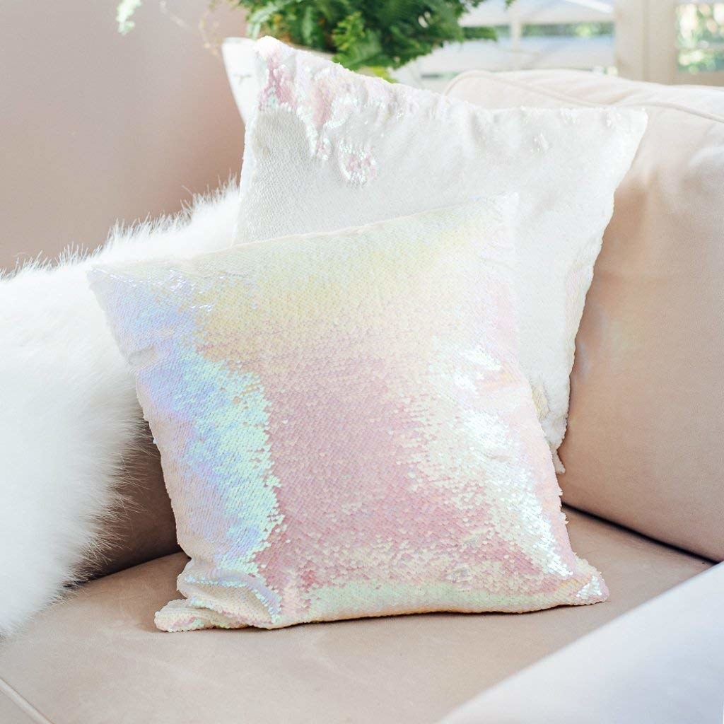 21 Decor Items To Create A Personalised Cosy Nook At Home