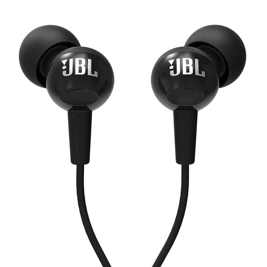 18 Powerful Earphones With 2 500 Five Star Ratings On Amazon