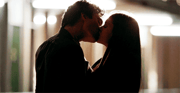 Damon and Elena kissing