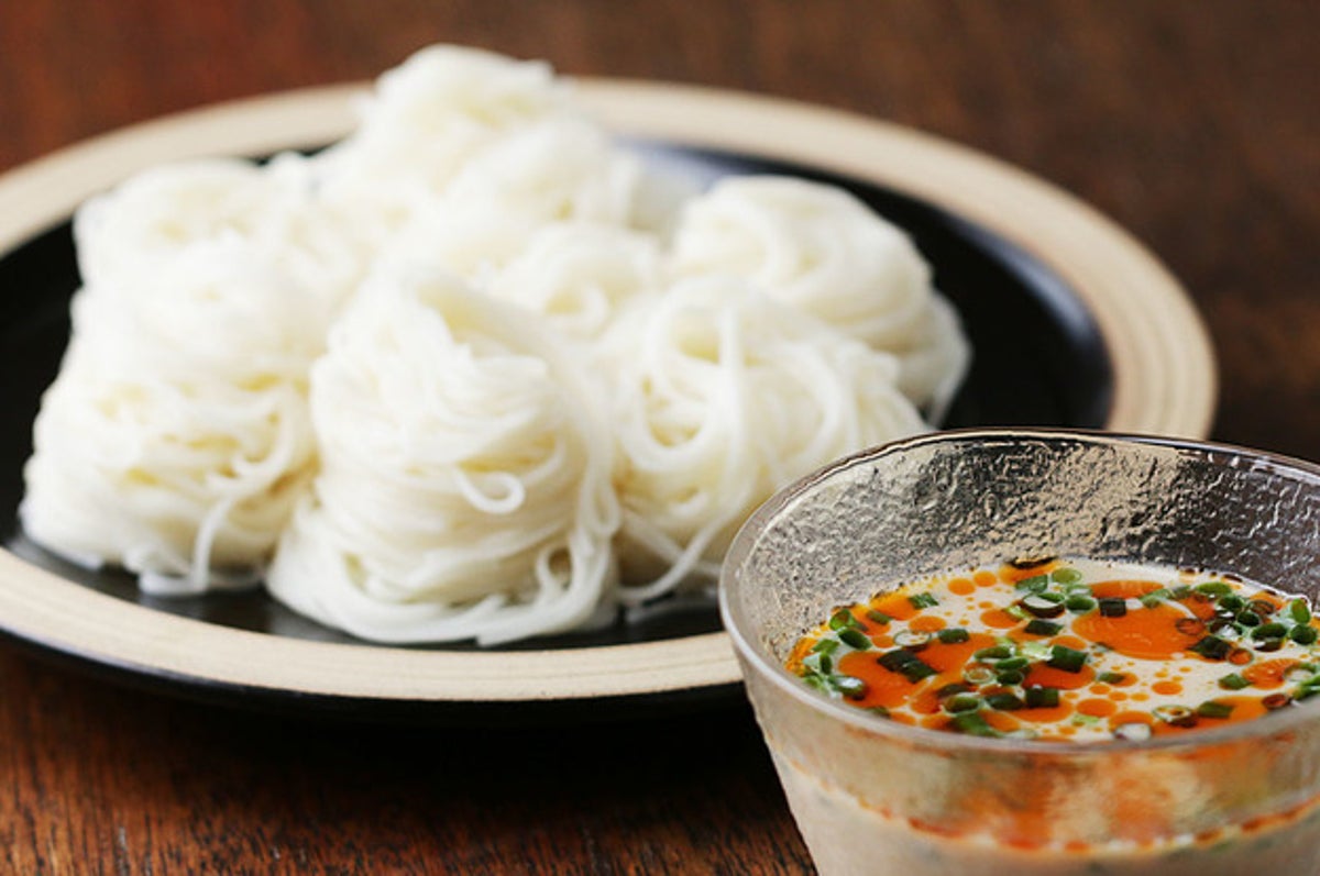 Img Buzzfeed Com Buzzfeed Static Static 08 11 4 Campaign Images a9a8 2 8598 6 Dblbig Jpg Resize 10