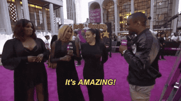 A GIF of Salt-N-Pepa at the VH1 Hip Hop Honors Awards saying &quot;It&#x27;s Amazing!&quot; 