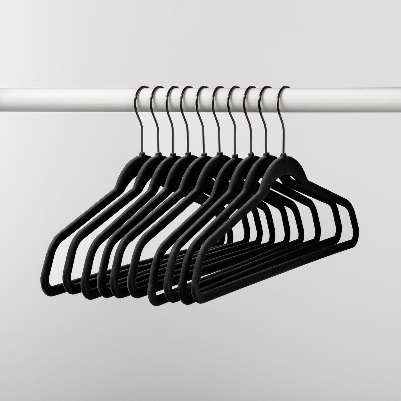 black nonslip velvet hangers