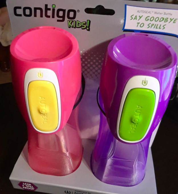 Reviewer photo of Contigo Kids two-pack water bottles in pink and purple 