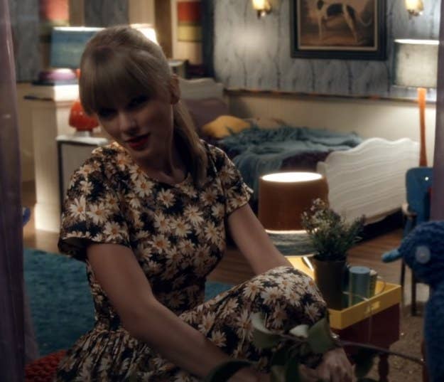 Only Someone With A Photographic Memory Can Match The Image To The Taylor Swift Music Video It S From Only Someone With A Photographic Memory Can Match The Image To The Taylor Swift Music Video It S From