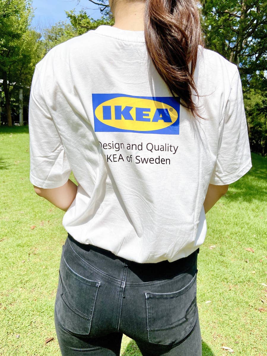 思わず5度見したわ…！イケアで見つけた「ド派手Tシャツ」ロゴその 