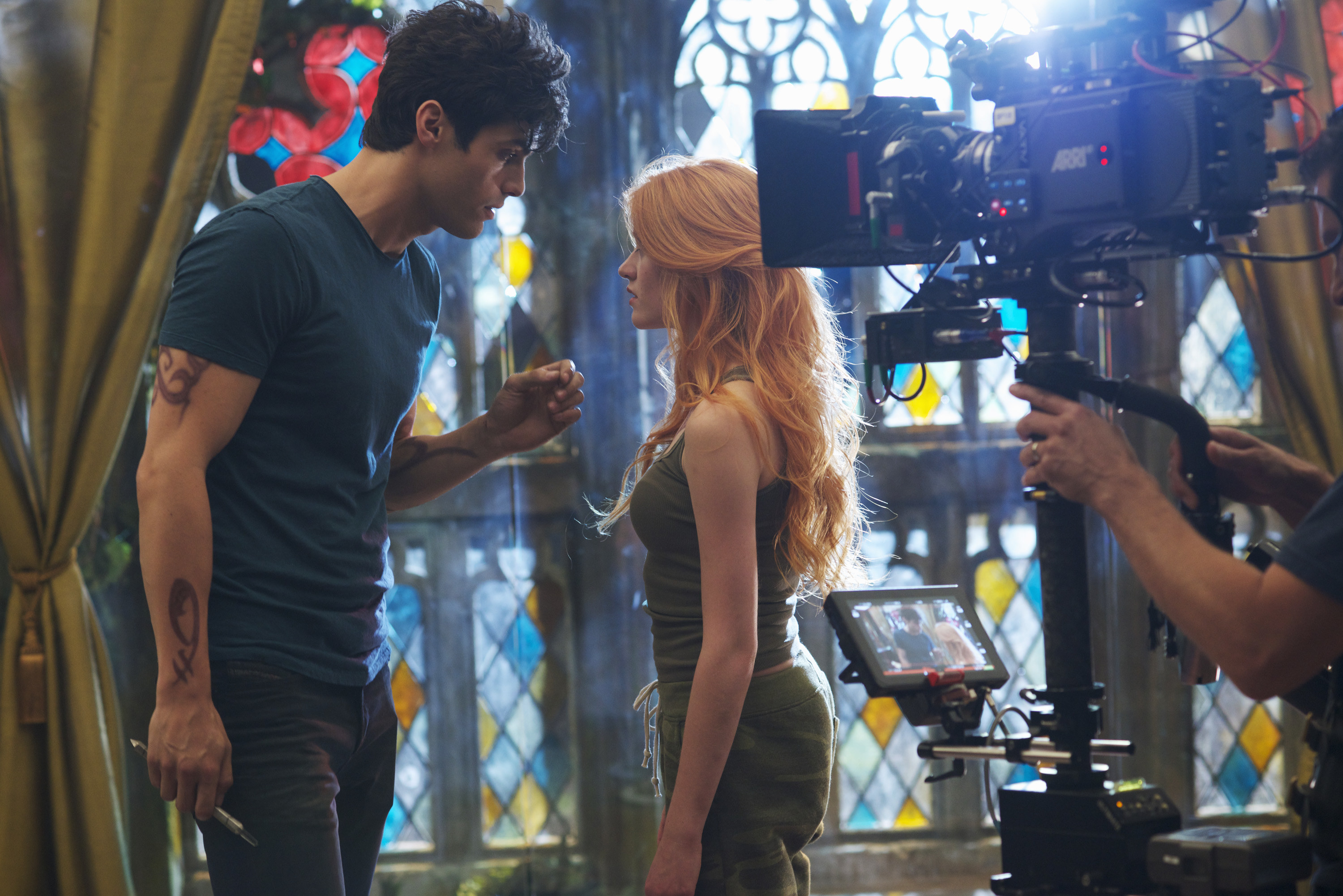 Matthew Daddario and Kat McNamara filming a scene from &quot;Shadowhunters&quot;