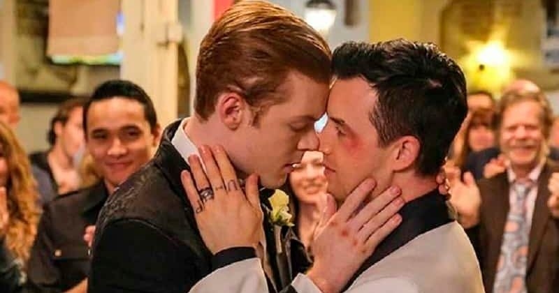 A photo of Cameron Monaghan and Noel Fisher holding each other&#x27;s faces on &quot;Shameless&quot;
