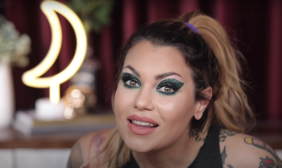 Bailey Sarian Combines Murder Mysteries And Makeup