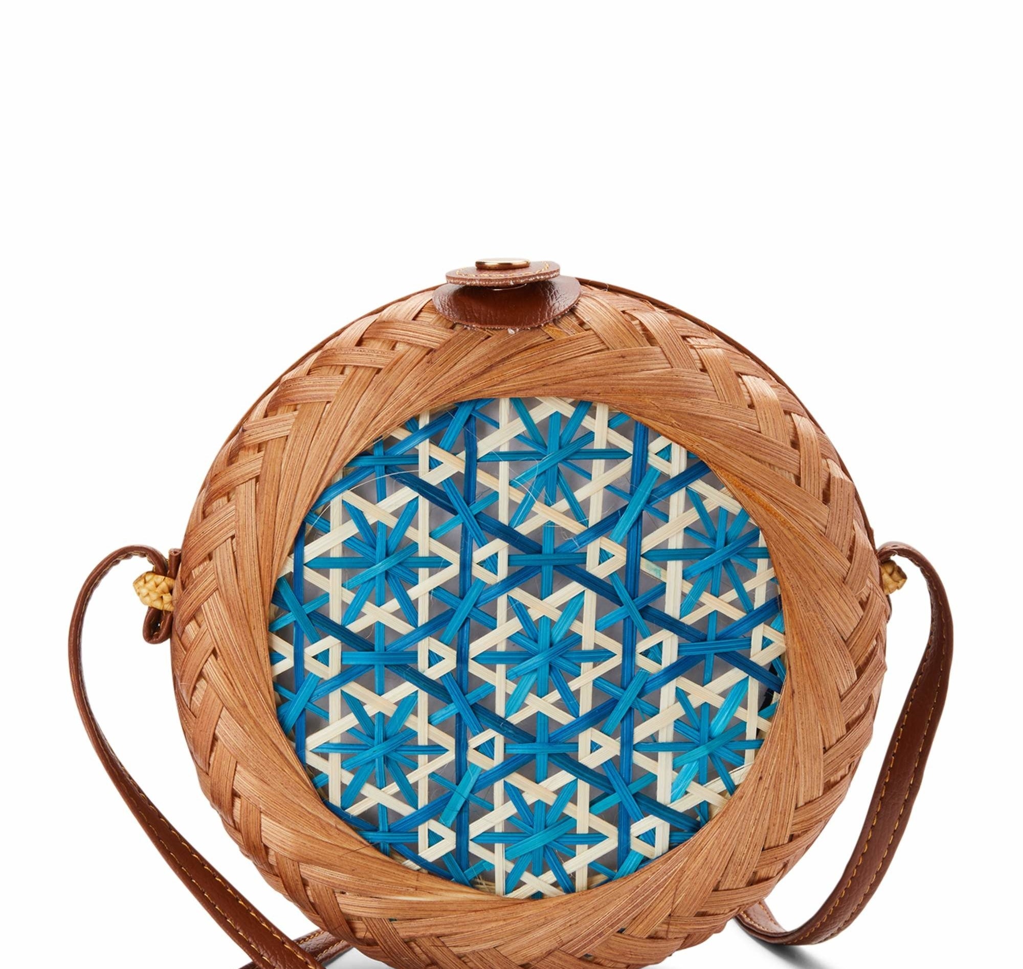 straw canteen bag with a blue pattern
