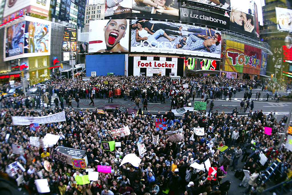 Times Square full of tweens