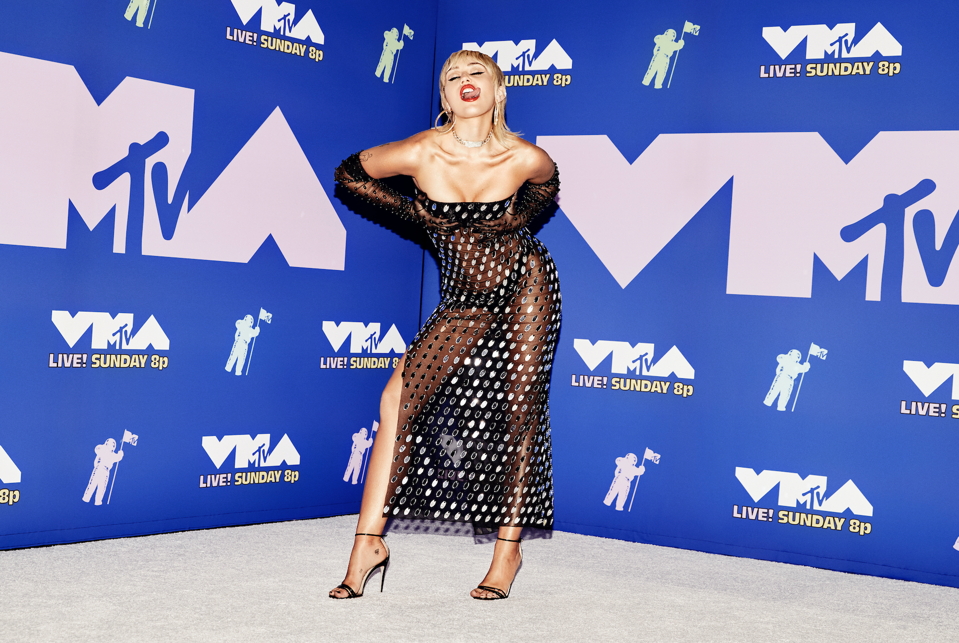 Miley Cyrus posando no VMA