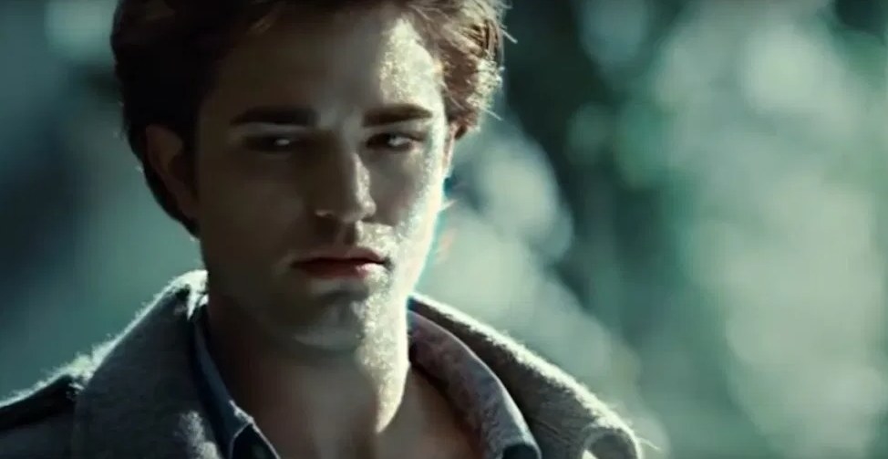 Midnight Sun a story about Edward Cullen's struggle to love a human