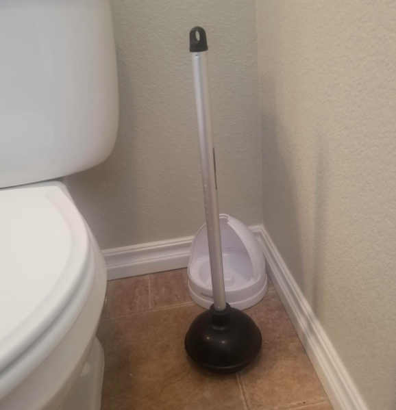 A reviewer photo of the plunger 