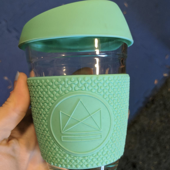 Reviewer image of light blue cup 