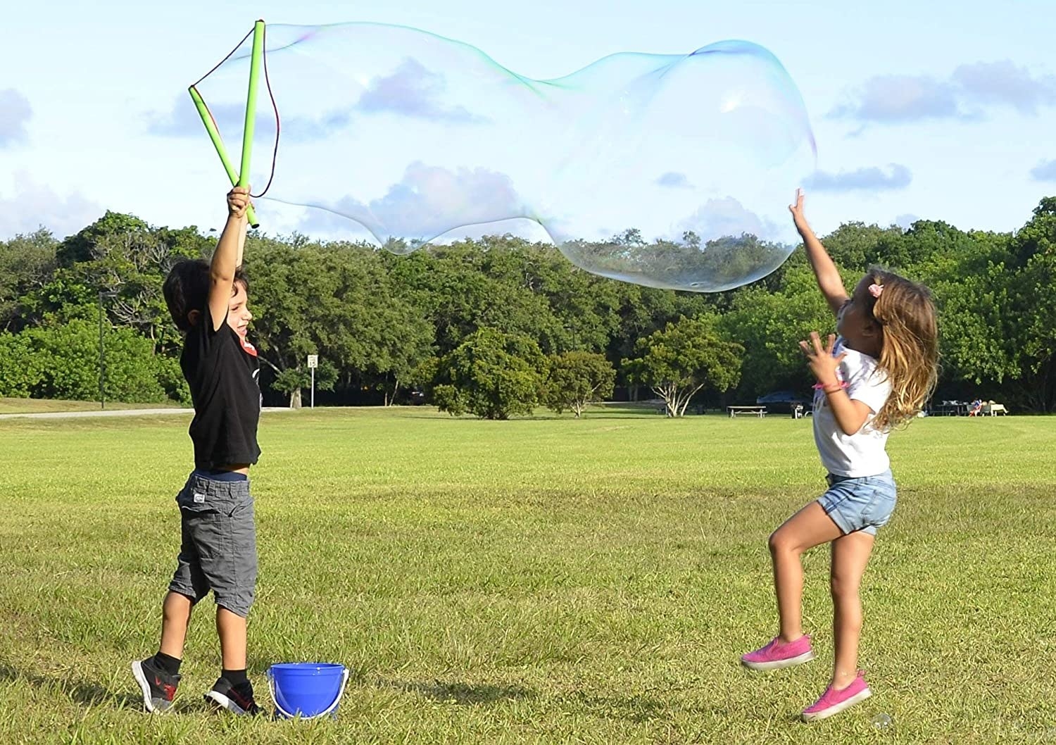 Best Backyard Pool Water Toys: How to Throw a Pool Party Without a Pool -  Thrillist