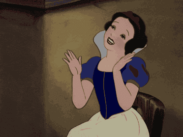 Snow White clapping along to music