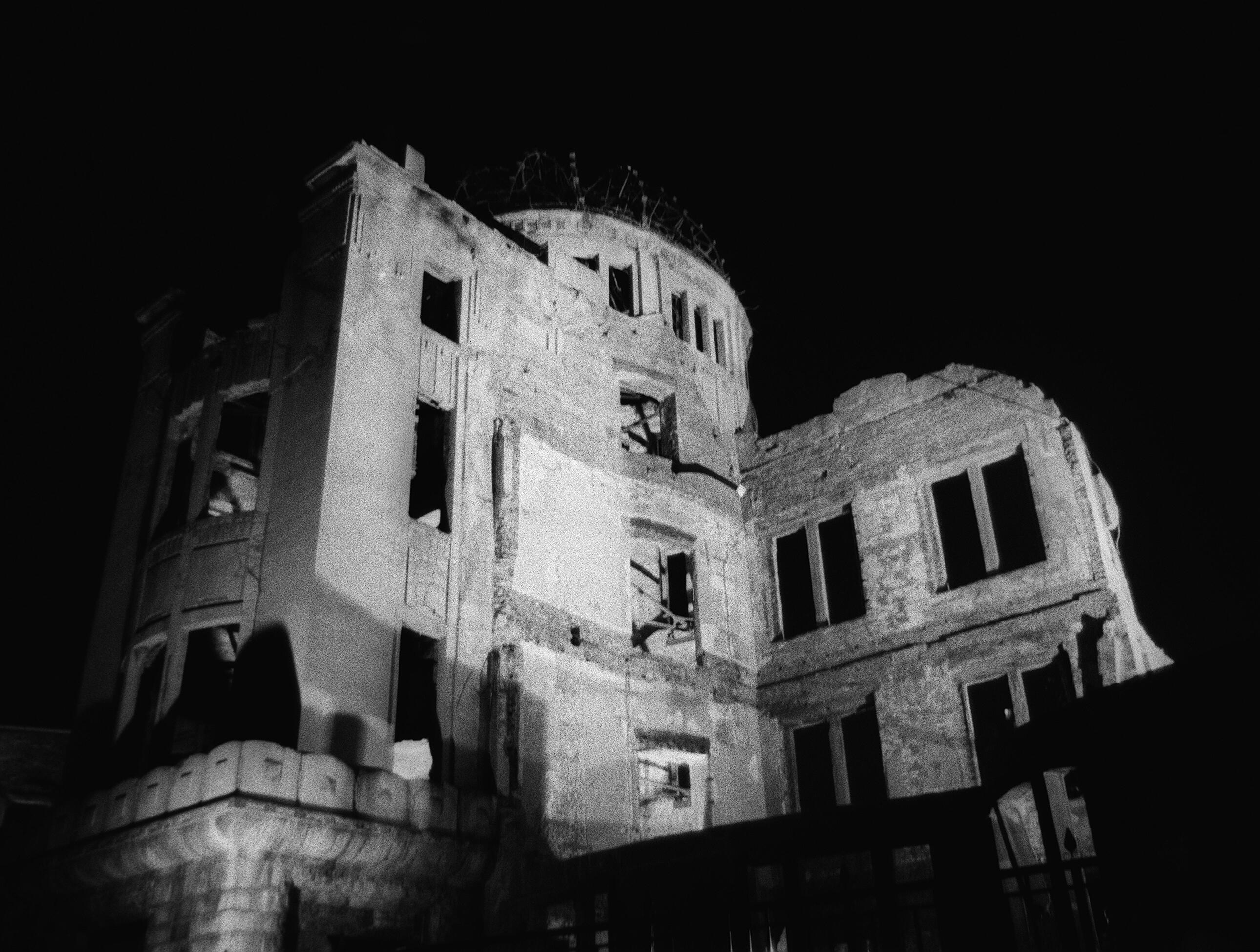 広島の被爆から今日で75年 写真で振り返る 原爆ドームを取り巻く風景