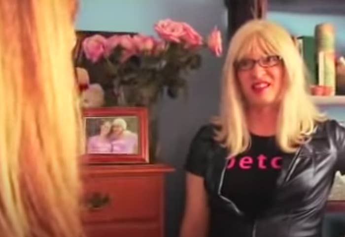 Kelly talking to her friend in a screen grab from &quot;Let Me Borrow That Top&quot;
