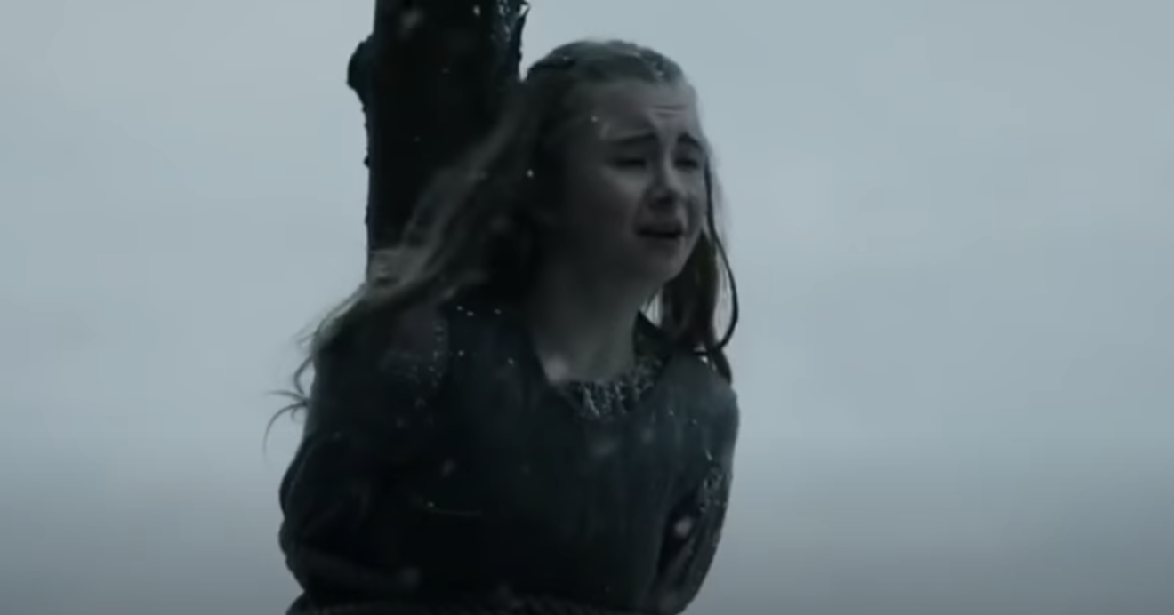 Shireen screaming while tied to the stake 