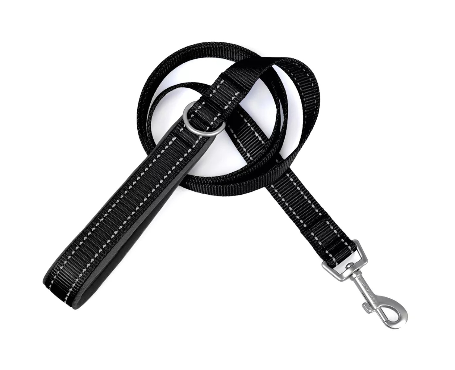 The black reflective dog leash