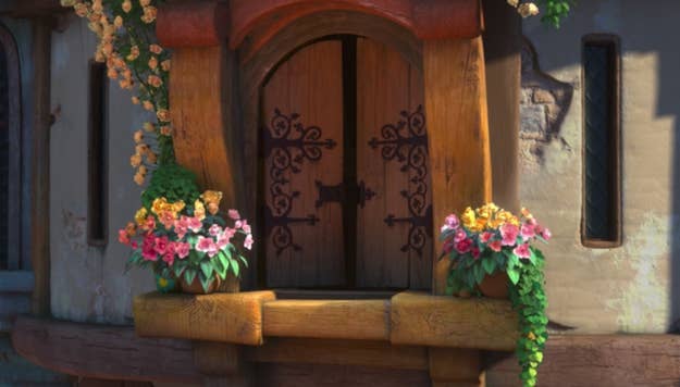 激ムズ 家の外観から どのディズニーキャラが住んでいるか当てて